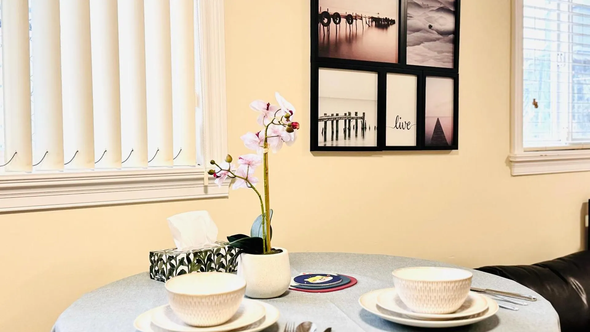 펜션 Cozy 2 Beds Spacious Rooms,Close To Transit 밴쿠버 캐나다